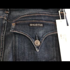 Hudson NWT size 31 Bacara straight